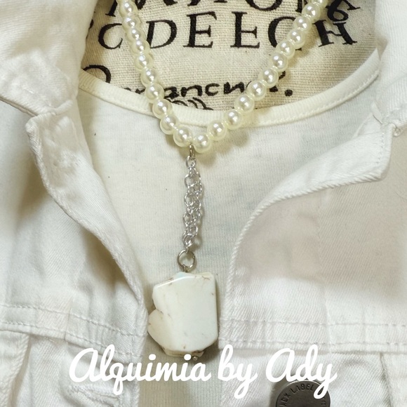 PEARLS AND TURQUOISE CHOCKER NECKLACE - Picture 2 of 2